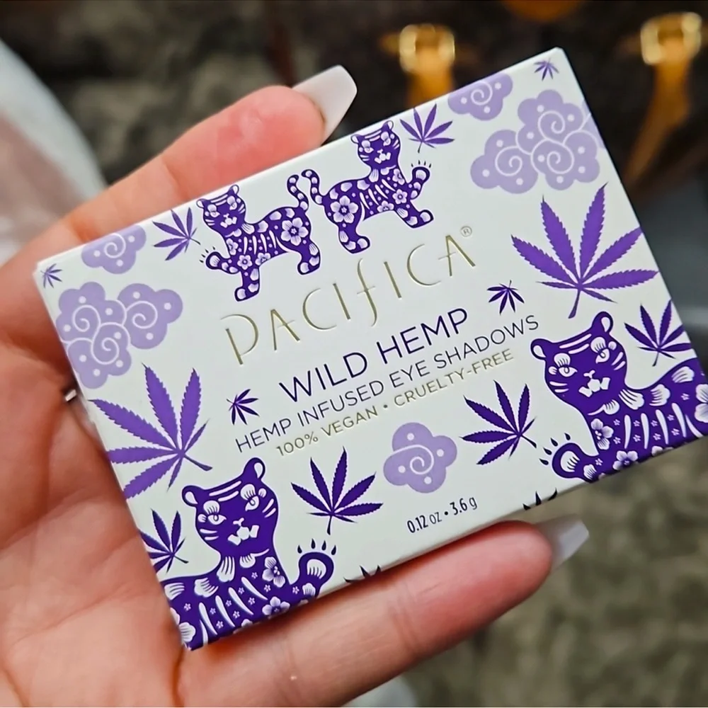 Pacifica Beauty Cosmetics Wild Hemp Infused Vegan Eyeshadow Palette 5 Shades